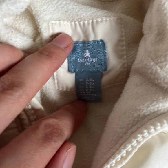 Baby gap snow suit - Picture 4 of 4